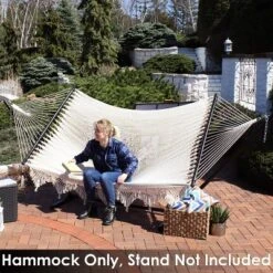 Sunnydaze Decor Sunnydaze Heavy-Duty 2-Person Woven Polyester Style Hammock With Crocheted Edges And Wooden Spreader Bars - 600 Lb Weight Capacity -Sunnydaze Decor GUEST 4c4364b8 c18d 479f 828d 23328fdf34b5