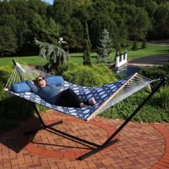 Sunnydaze Decor Sunnydaze Outdoor 2-Person Double Polyester Quilted Hammock With Wood Spreader Bar And 12ft Black Steel Stand -Sunnydaze Decor GUEST 54b5f5ee bffa 4134 a3ab e5f8be954939