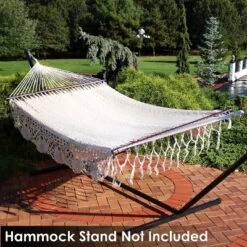 Sunnydaze Decor Sunnydaze Heavy-Duty Deluxe Hand-Woven Cotton American-Style Mayan Hammock With Spreader Bars - 770 Lb Weight Capacity