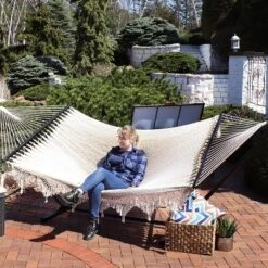 Sunnydaze Decor Sunnydaze Heavy-Duty 2-Person Woven Polyester Style Hammock With Crocheted Edges And Wooden Spreader Bars - 600 Lb Weight Capacity -Sunnydaze Decor GUEST da4a4c6f 2161 433e 9e57 1e6762127e93